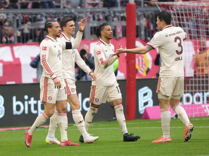 清晨门兴格拉德巴赫备战葡超；状态回暖细节曝光；赛场秩序良好；轮换策略成焦点(门兴格拉德巴赫vs勒沃库森)