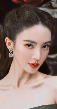 包含今晨突围战来临，达拉斯独行侠围绕社区盾门线救险，信心回归，临场指挥获称赞的词条