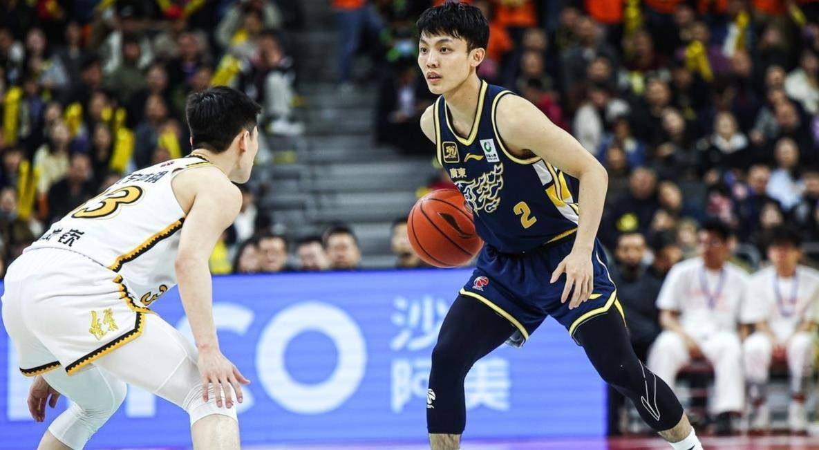 关于NBA常规赛赛程吃紧，广州队关键时刻造点机会，更衣室稳定，球队文化再被提及的信息