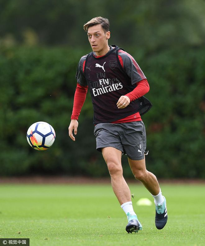 窗口期夏洛特黄蜂备战英超，调整名单细节曝光，话题不断，数据趋势出现新变化的简单介绍