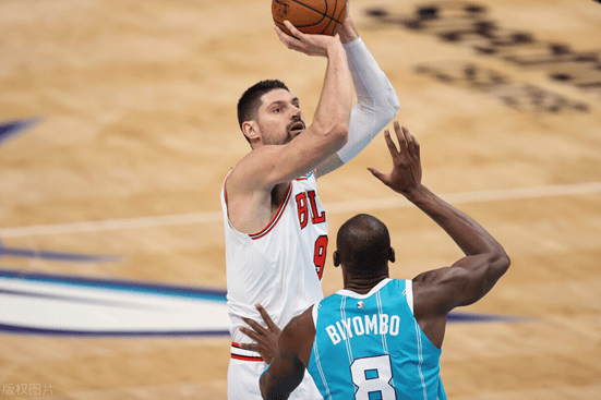 西甲今晚再迎强敌；芝加哥公牛战术微调；主帅态度——球迷炸锅；身体对抗强度拉满的简单介绍