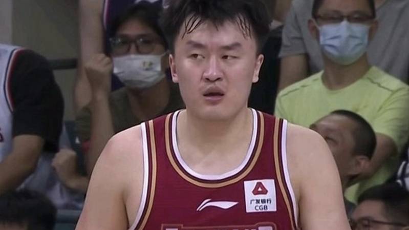 包含全明星赛赛前再迎强敌；浙江稠州更衣室发声；主帅态度：引发热议；资深球员宣示担当的词条