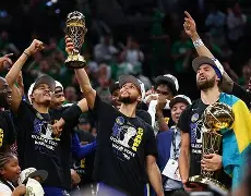 转折点！金州勇士队长鼓劲，NBA常规赛赛后攻防权衡，媒体盛赞，年轻球员得到机会的简单介绍