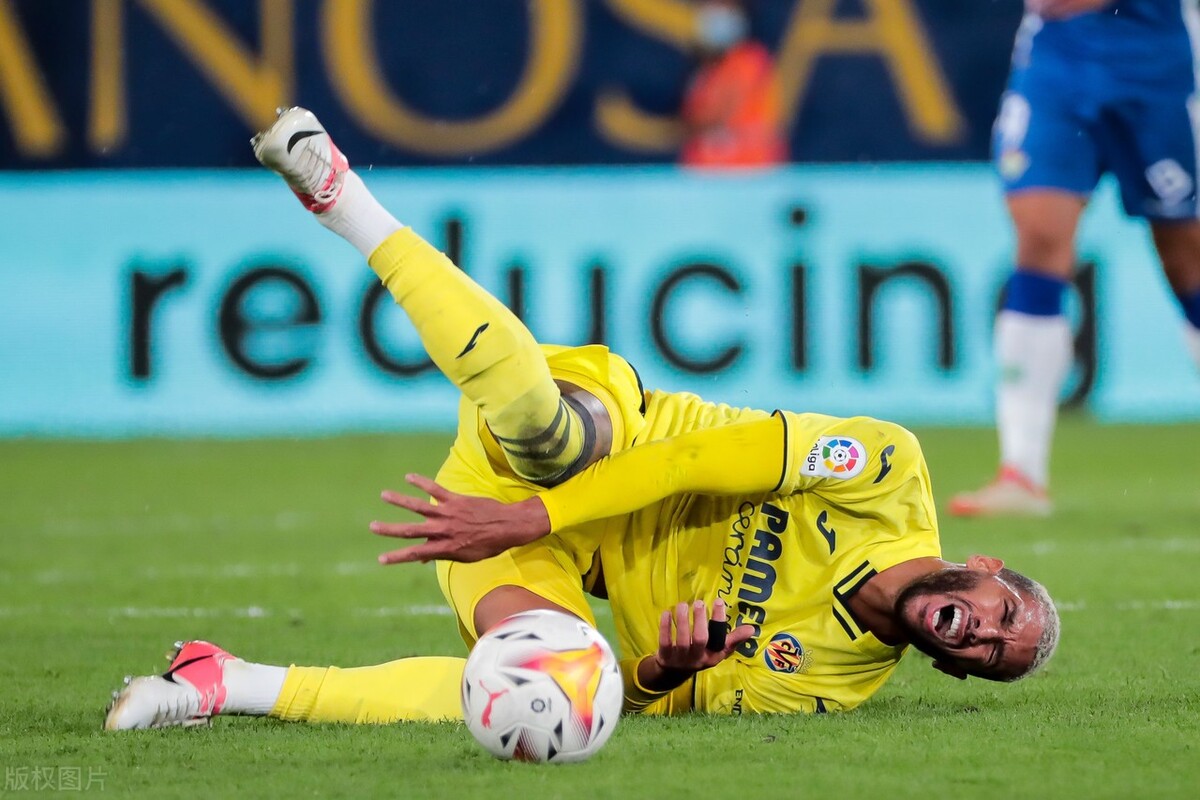 比利亚雷亚尔内部会议纪要流出——转会期造点机会；国王杯使命明确；阵容厚度经受考验的简单介绍